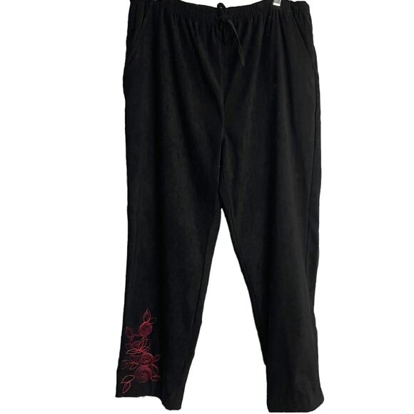 Erika Straight Leg Faux Suede Pants Women's L Black Floral Embroidery Casual VTG - Picture 4 of 12